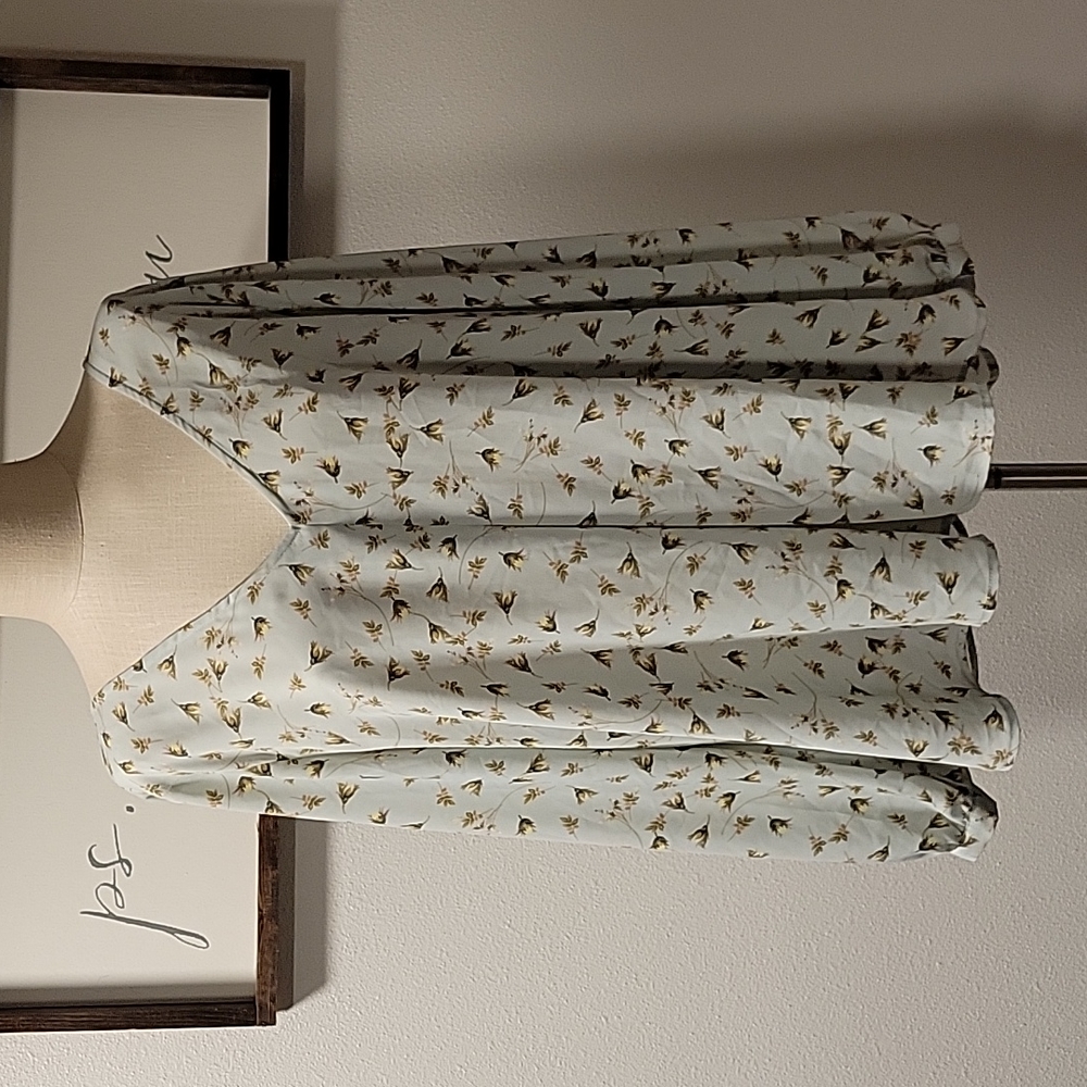 LAUREN CONRAD BLOUSE